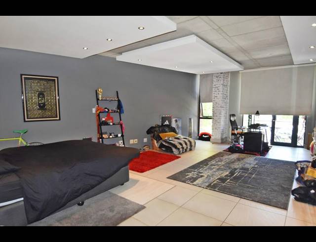 1 BEDROOM APARTMENT FOR SALE IN MELROSE NORTH